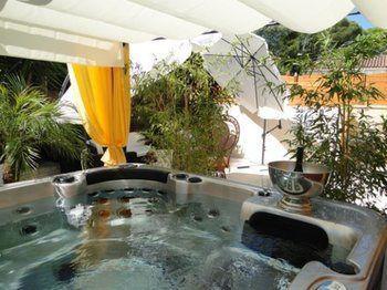 Hotel Et Studios Les Amandiers Saint-Raphaël Eksteriør billede