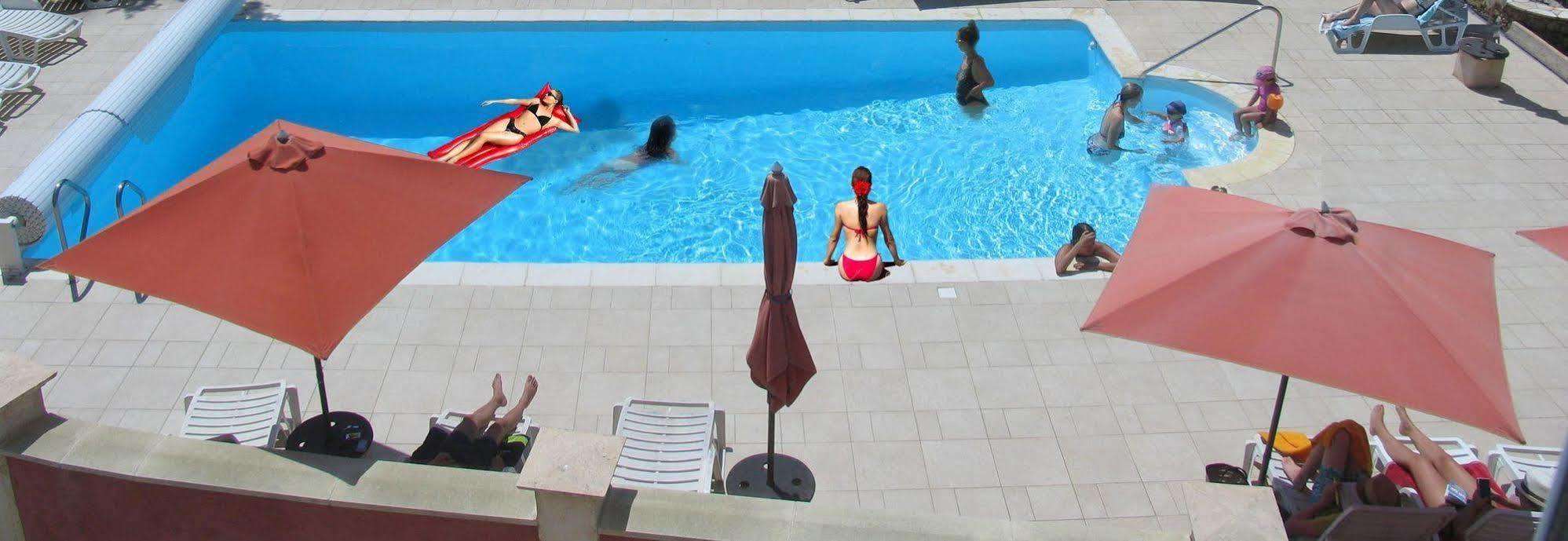 Hotel Et Studios Les Amandiers Saint-Raphaël Eksteriør billede